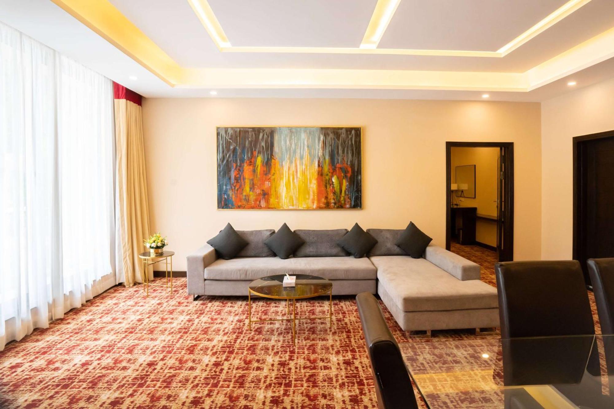 Ramada By Wyndham Murree Lower Topa Resort Exterior foto