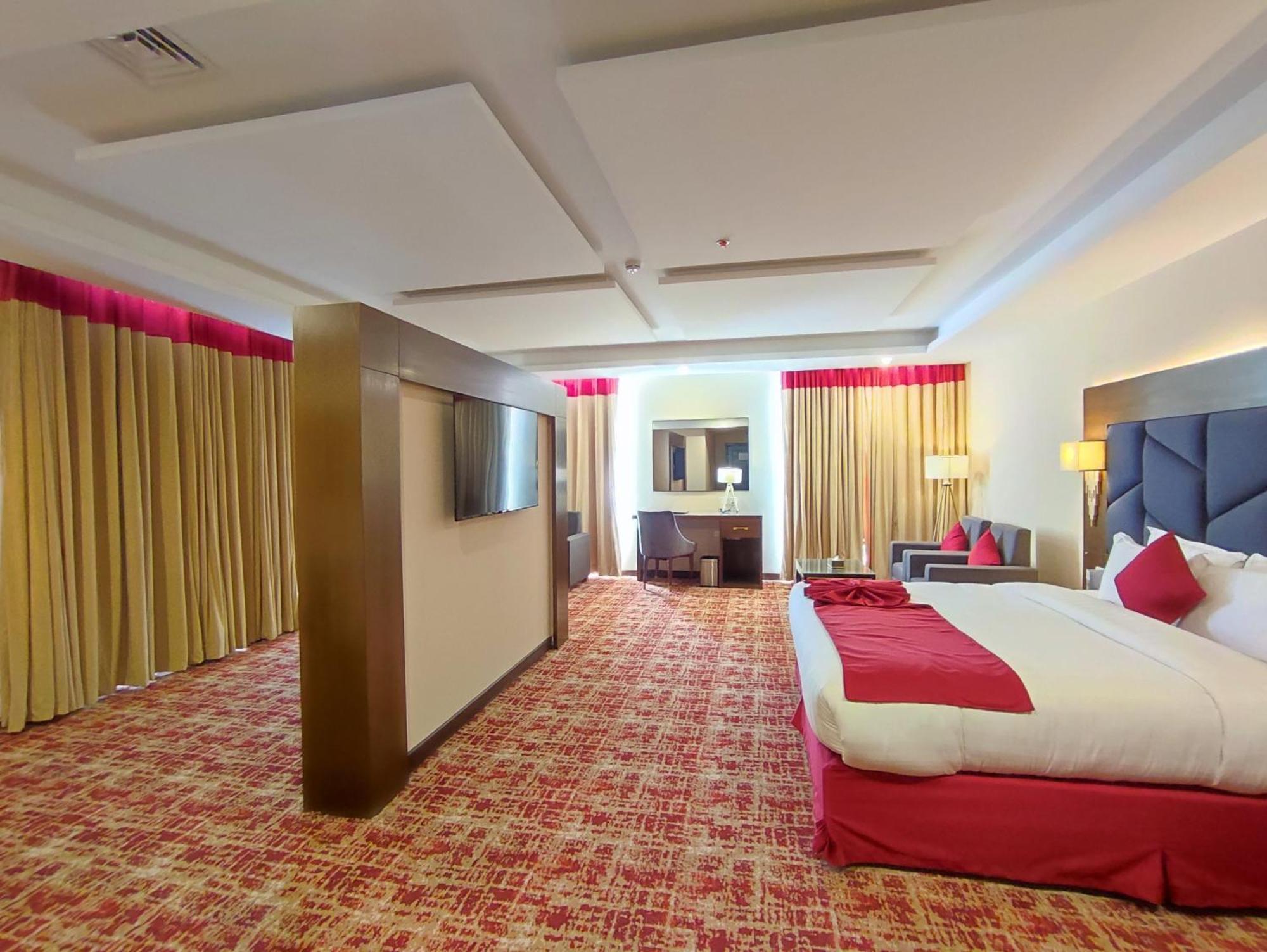 Ramada By Wyndham Murree Lower Topa Resort Exterior foto